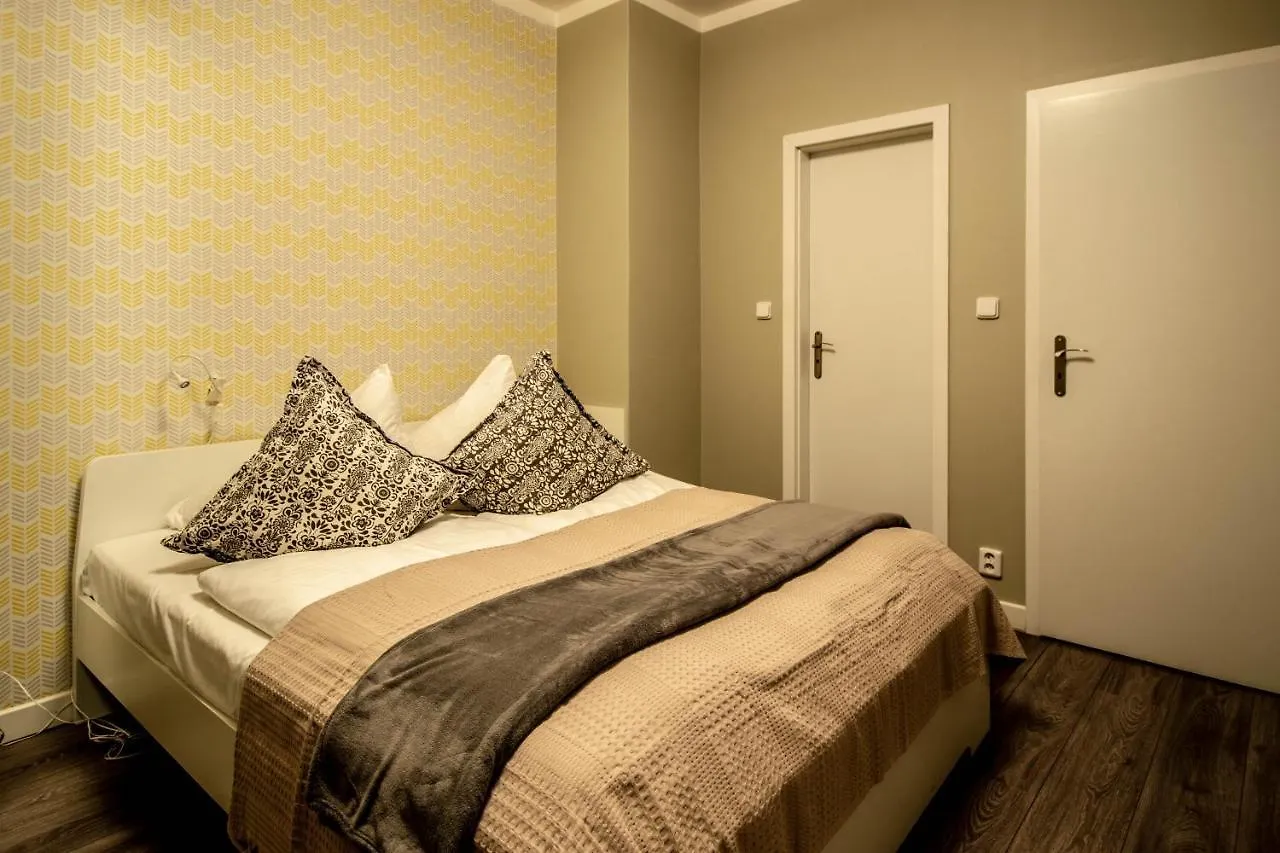 Old Town Rybna Apt By Ruterra Praga Apartamento